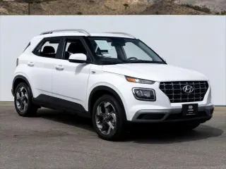 Hyundai VENUE 2025 SEL 4dr Crossover