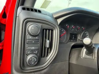 Chevrolet Silverado 2500HD 2022 4x4 Custom 4dr Crew Cab SB