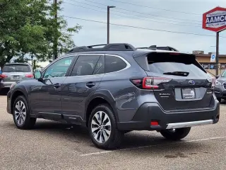 Subaru Outback 2024