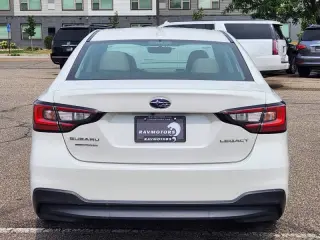 Subaru Legacy 2020