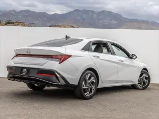 Hyundai ELANTRA 2025 SEL Convenience 4dr Sedán