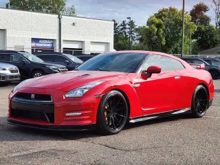 Nissan GT-R 2012