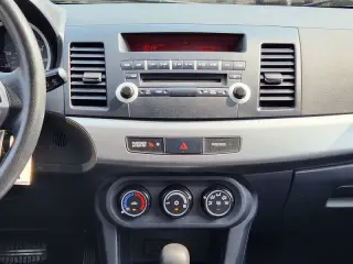 Mitsubishi Lancer 2011
