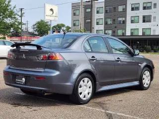 Mitsubishi Lancer 2011