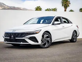 Hyundai ELANTRA Hybrid 2026 Limited 4dr Sedán