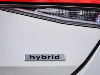 Hyundai ELANTRA Hybrid 2026 Limited 4dr Sedán