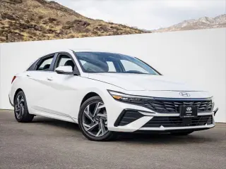 Hyundai ELANTRA Hybrid 2026 Limited 4dr Sedán