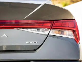 Hyundai ELANTRA Híbrido 2025 Limited 4dr Sedán