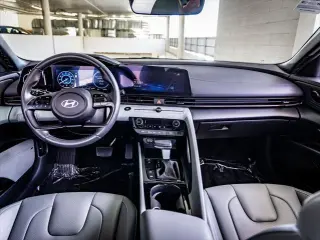 Hyundai ELANTRA Híbrido 2025 Limited 4dr Sedán