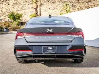 Hyundai ELANTRA Híbrido 2025 Limited 4dr Sedán