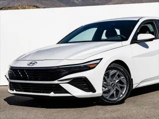 Hyundai ELANTRA 2024 SEL 4dr Sedán