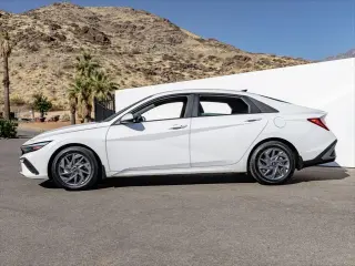 Hyundai ELANTRA 2024 SEL 4dr Sedán