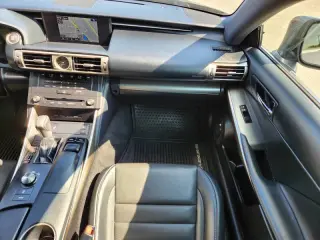 2016 Lexus IS 300