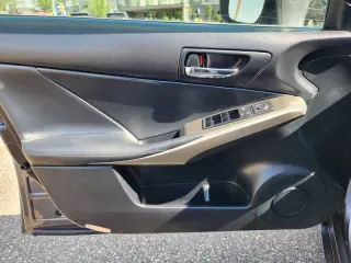 2016 Lexus IS 300