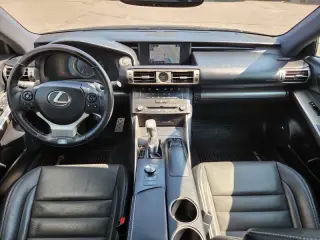 2016 Lexus IS 300