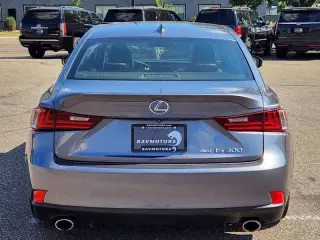 2016 Lexus IS 300