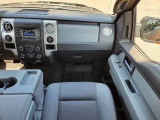 Ford F-150 2013\n
