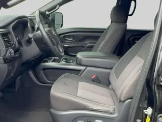 Nissan Titan 2024 4x2 SV 4dr Crew Cab 5.6 ft. SB