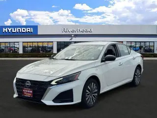 Nissan Altima 2025 AWD 2.5 SV 4dr Sedán