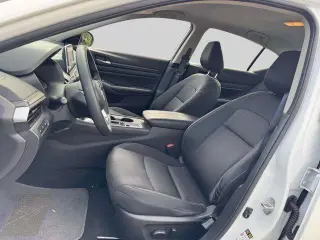 Nissan Altima 2025 AWD 2.5 SV 4dr Sedán
