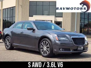 Chrysler 300 2013