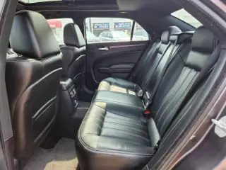Chrysler 300 2013