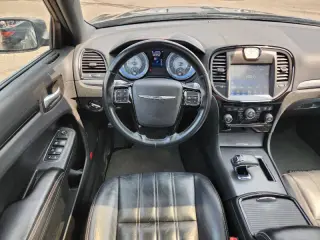 Chrysler 300 2013