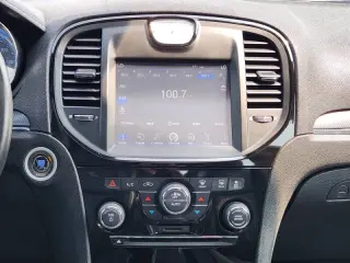Chrysler 300 2013