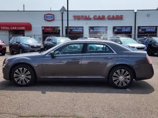 Chrysler 300 2013