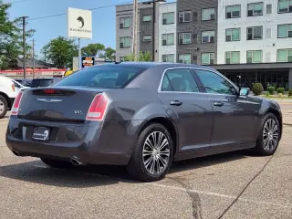 Chrysler 300 2013