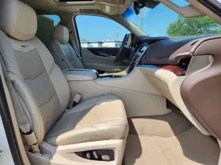 Cadillac Escalade 2015
