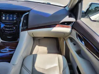 Cadillac Escalade 2015