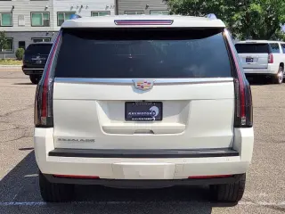 Cadillac Escalade 2015