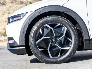 Hyundai IONIQ 5 2023 SE 4dr Crossover