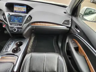 Acura MDX 2017