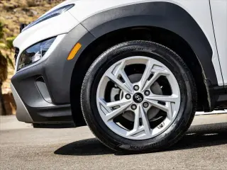Hyundai KONA 2023 SEL 4dr Crossover