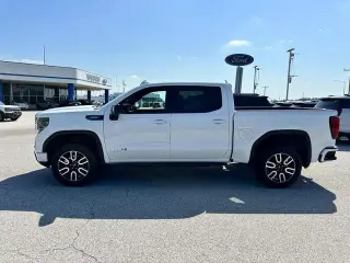 GMC Sierra 1500 2023 4x4 AT4 4dr Crew Cab 5.8 ft. SB