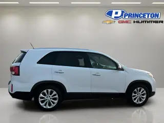 Kia Sorento 2015 EX 4 SUV (V6)