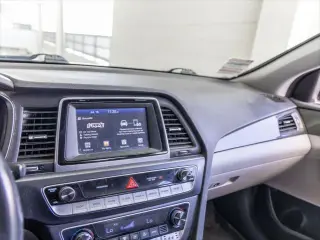 Hyundai SONATA 2019 Limited 4dr Sedán