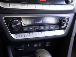 Hyundai SONATA 2019 Limited 4dr Sedán