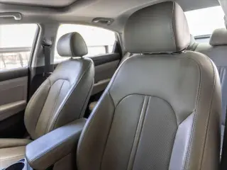 Hyundai SONATA 2019 Limited 4dr Sedán