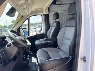 Ram ProMaster 2025 Tradesman 2500 159 WB 3dr High Roof Cargo Van sin asiento de pasajero
