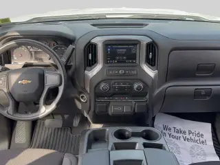 Chevrolet Silverado 1500 2023 4x4 Custom 4dr Crew Cab 5.8 ft. SB