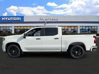 Chevrolet Silverado 1500 2023 4x4 Custom 4dr Crew Cab 5.8 ft. SB