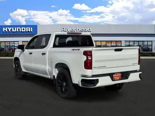 Chevrolet Silverado 1500 2023 4x4 Custom 4dr Crew Cab 5.8 ft. SB