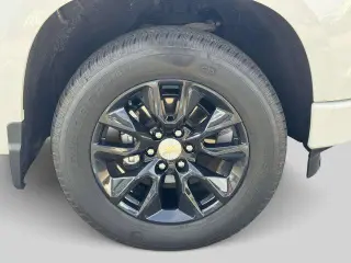 Chevrolet Silverado 1500 2023 4x4 Custom 4dr Crew Cab 5.8 ft. SB