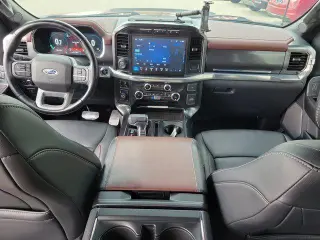 Ford F-150 2022 4x4 Lariat 4dr SuperCrew 5.5 ft. SB