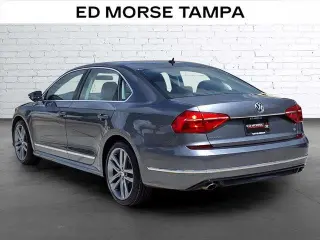 Volkswagen Passat 2016 1.8T R-Line 4dr Sedán