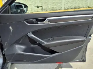Volkswagen Passat 2016 1.8T R-Line 4dr Sedán