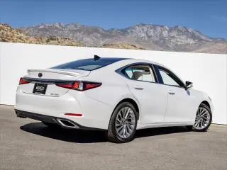 Lexus ES 350 2022 Lujo 4 puertas Sedán